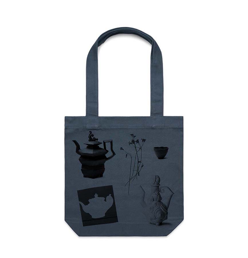 TOTE FRONT